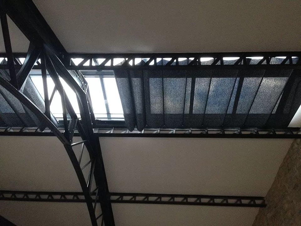 Installation stores puit de lumière gard