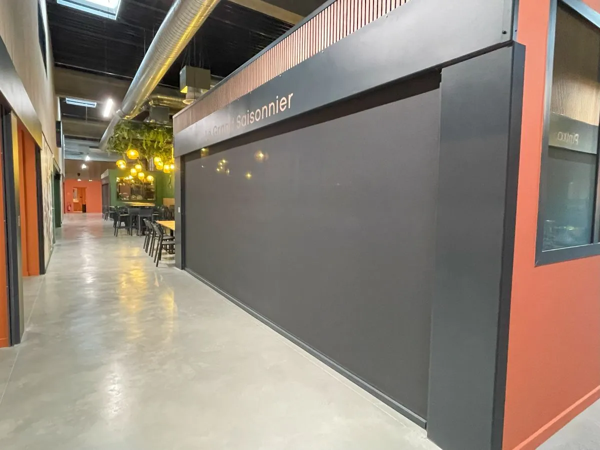 Store enroulable restaurant