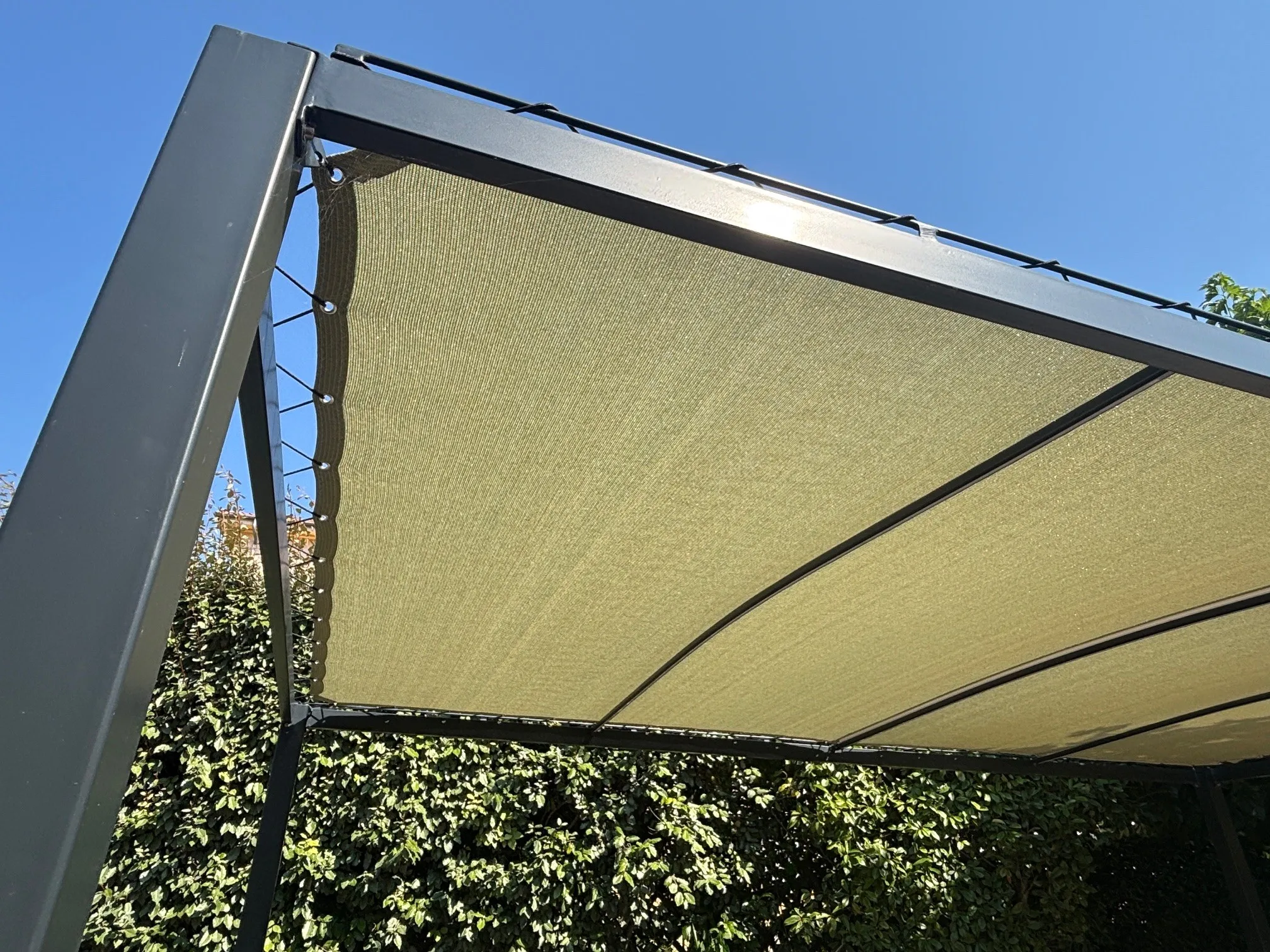 Toile tendue stretch pour pergola - Passion Store