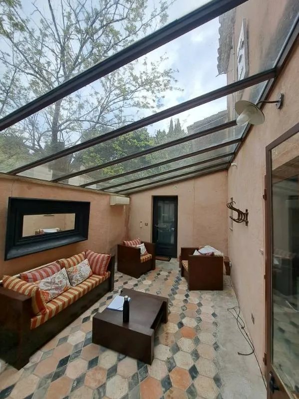 Protection soleil verrière