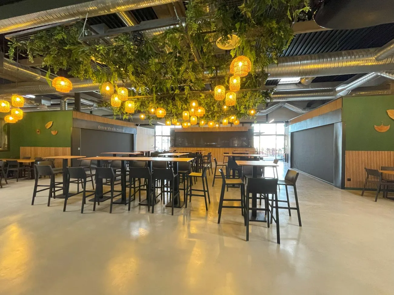 Store zip restaurant