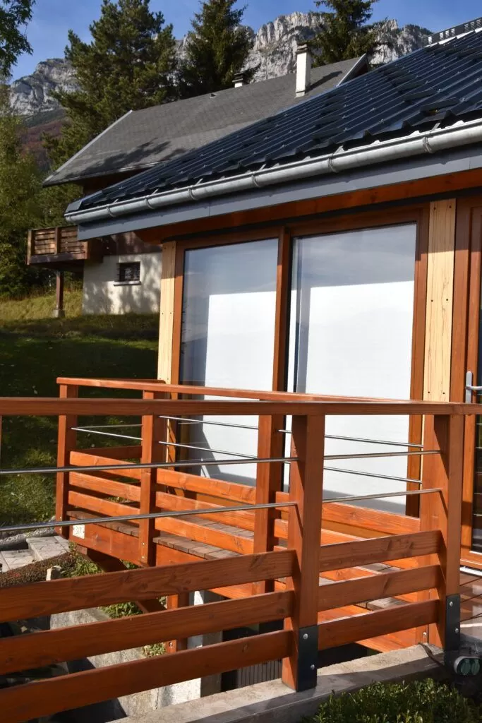 Stores intérieur anti-chaleur de chalet