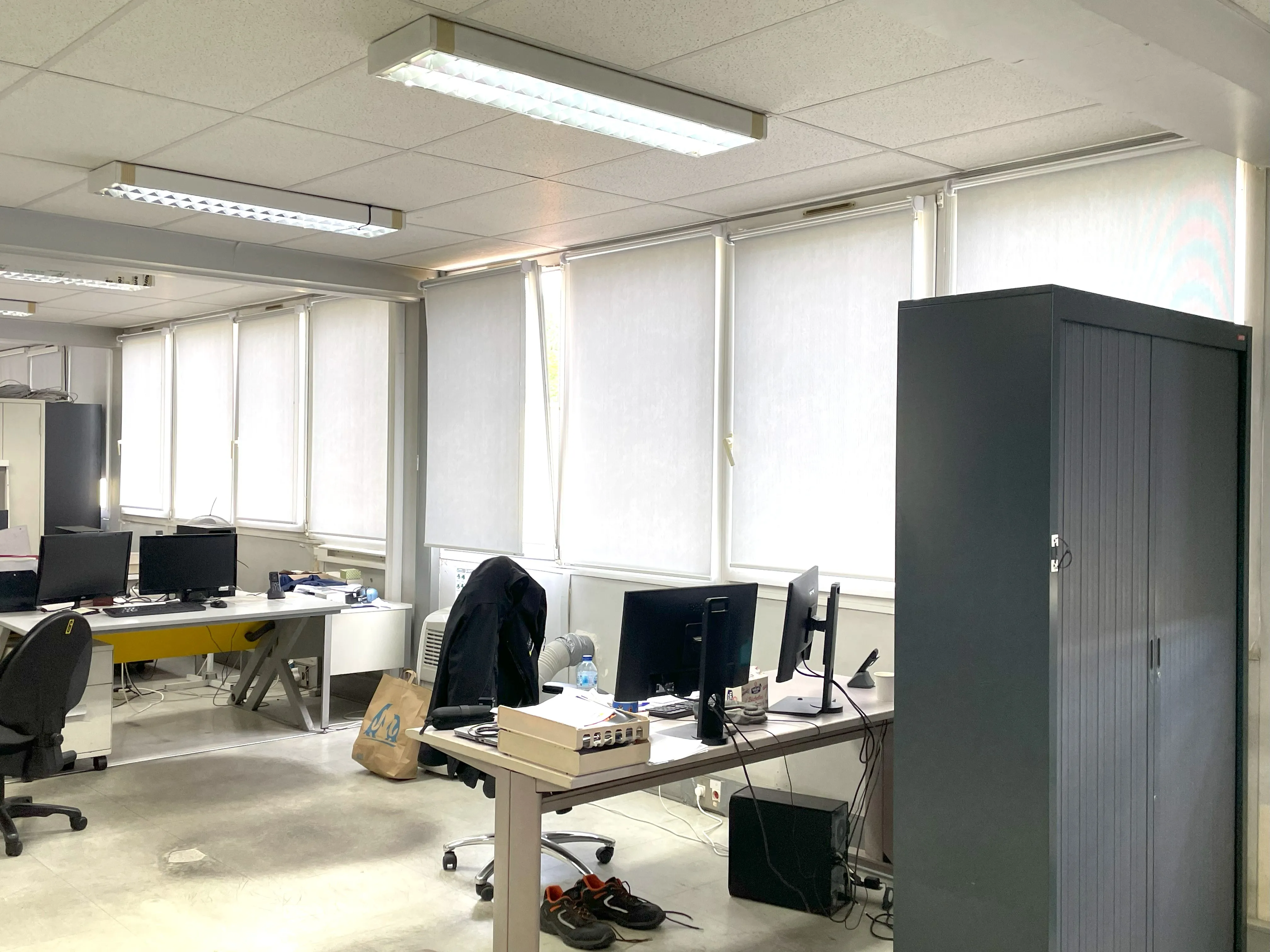 Store pour bureaux professionnels