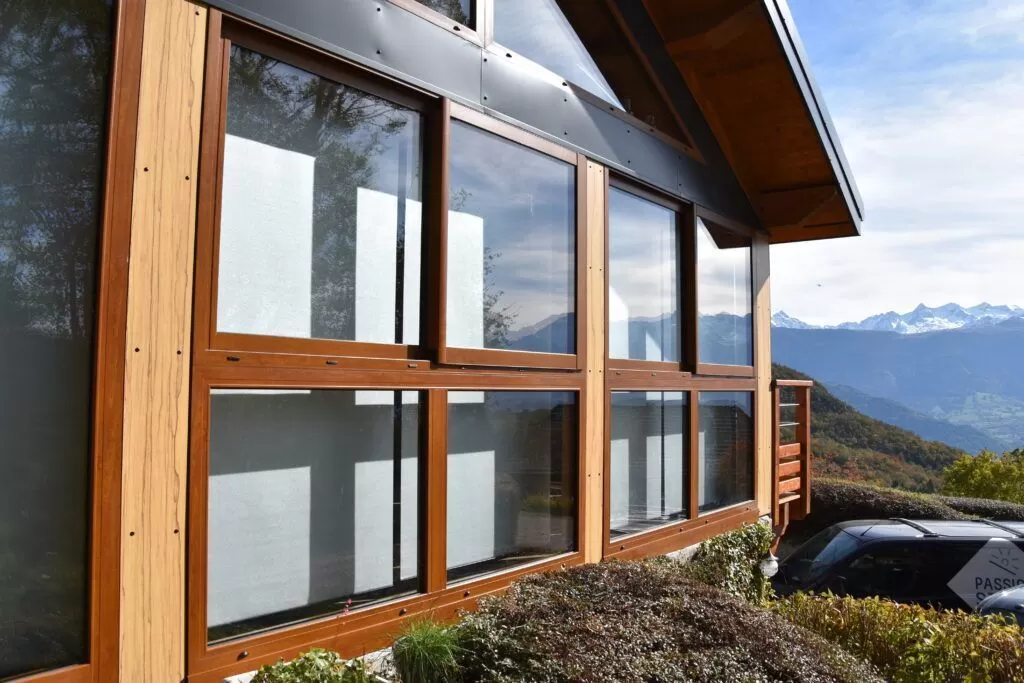 Stores intérieur anti-chaleur de chalet