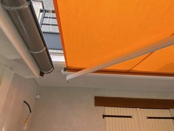 Store banne orange