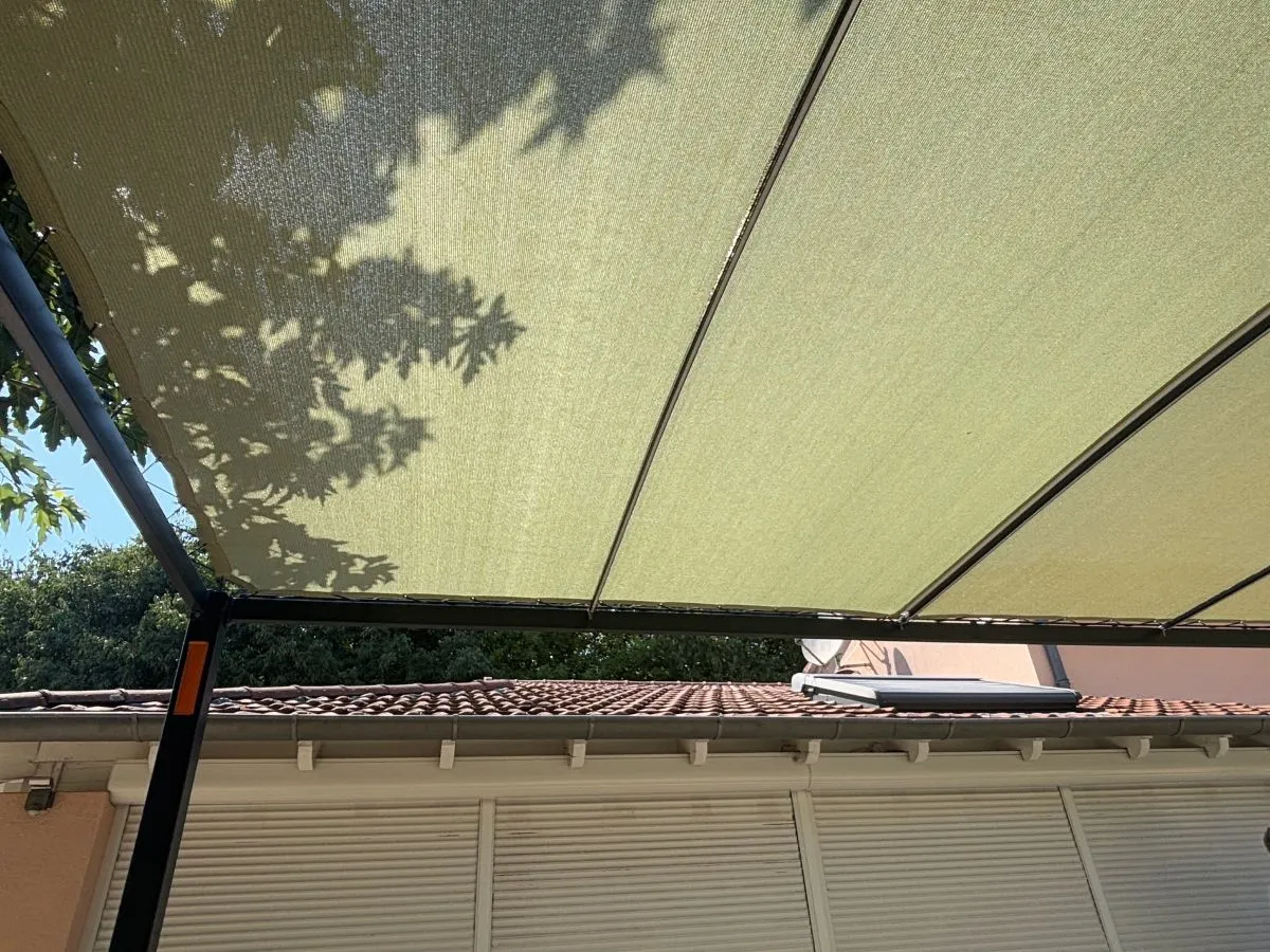 Toile tendue sur mesure