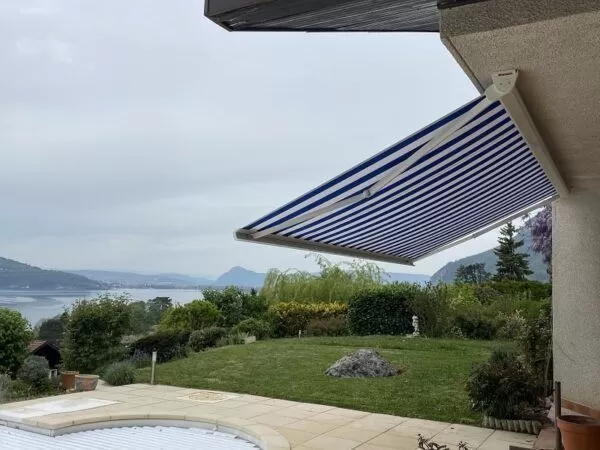 Store de terrasse style bord de mer